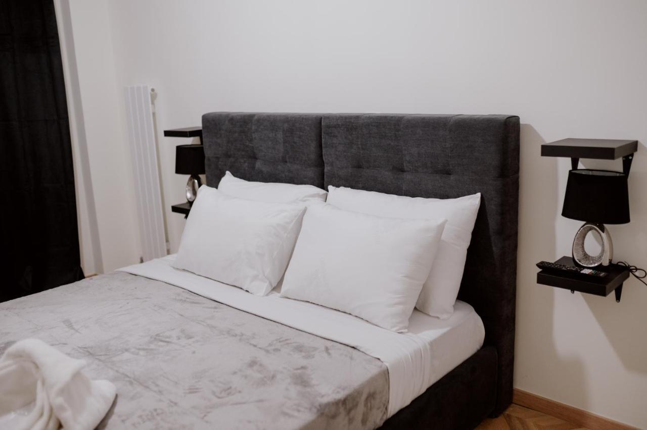 Elpidas Apartment *